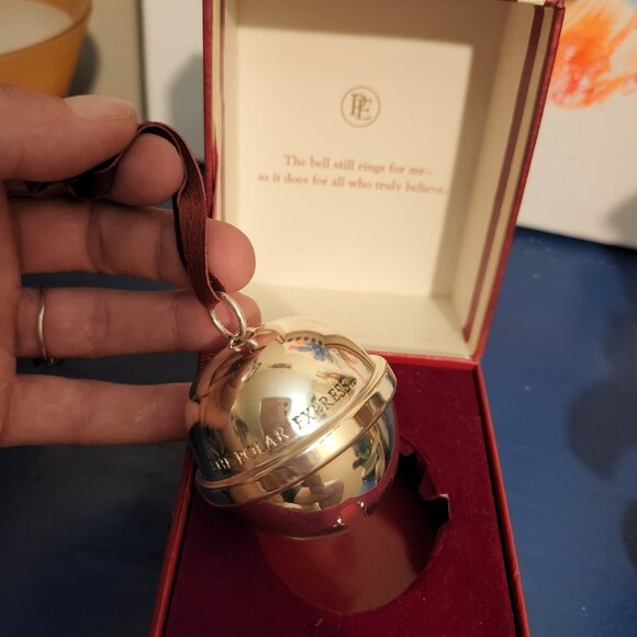 4 piece decorative Christmas lot|Light up|Tree ornament|Hallmark|Yankee candle - Picture 12 of 12